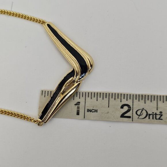 Vintage Black Enamel V Cut Out Necklace 16.5" Curb Chain Choker Gold Tone Metal - Picture 5 of 9
